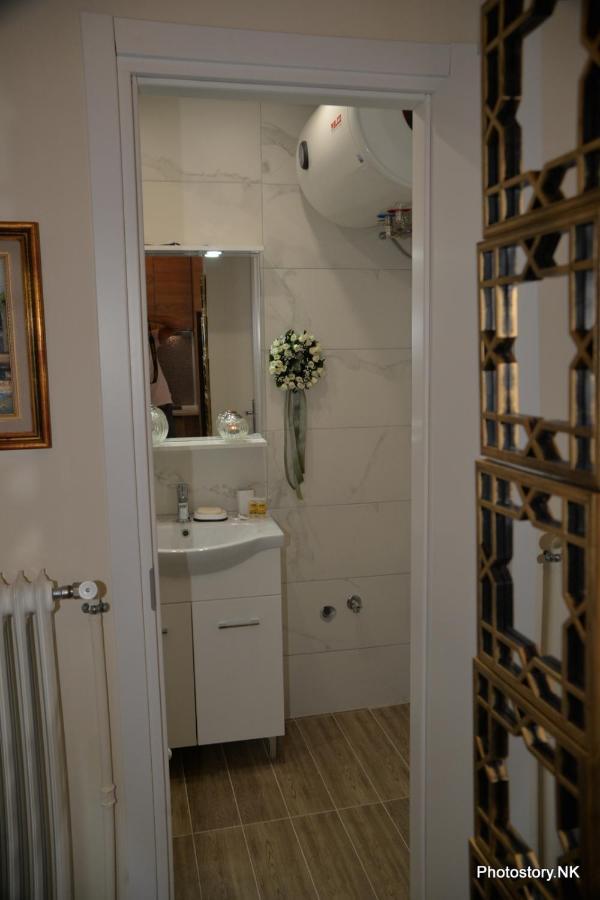 Kynosargous Square'S Apartment Athens Exterior photo